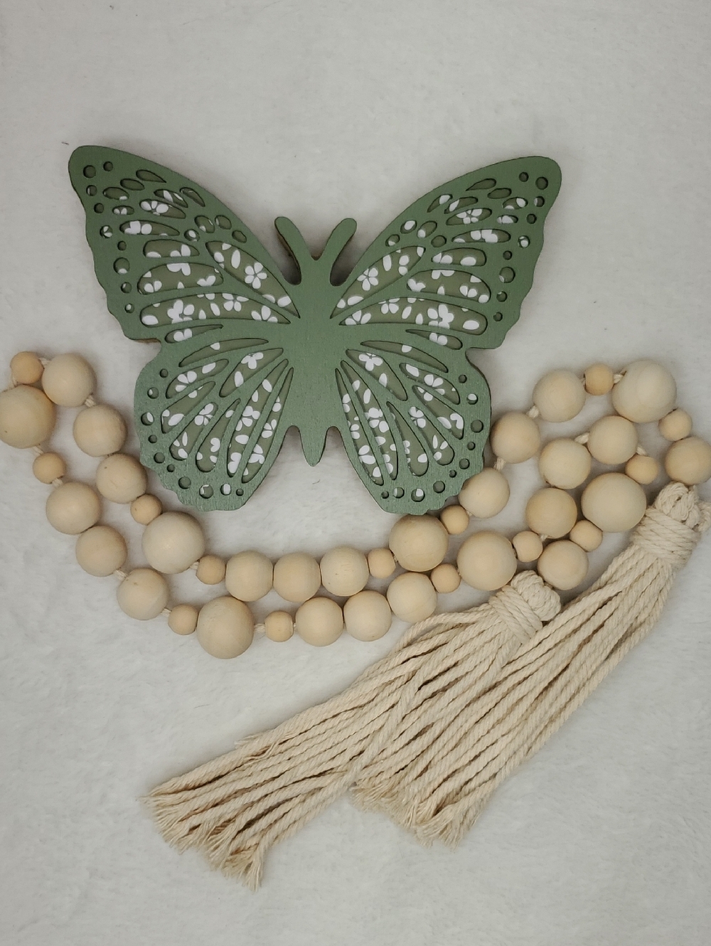 Green Decorative Freestanding Butterfly & Natural Beaded Garland NWT
